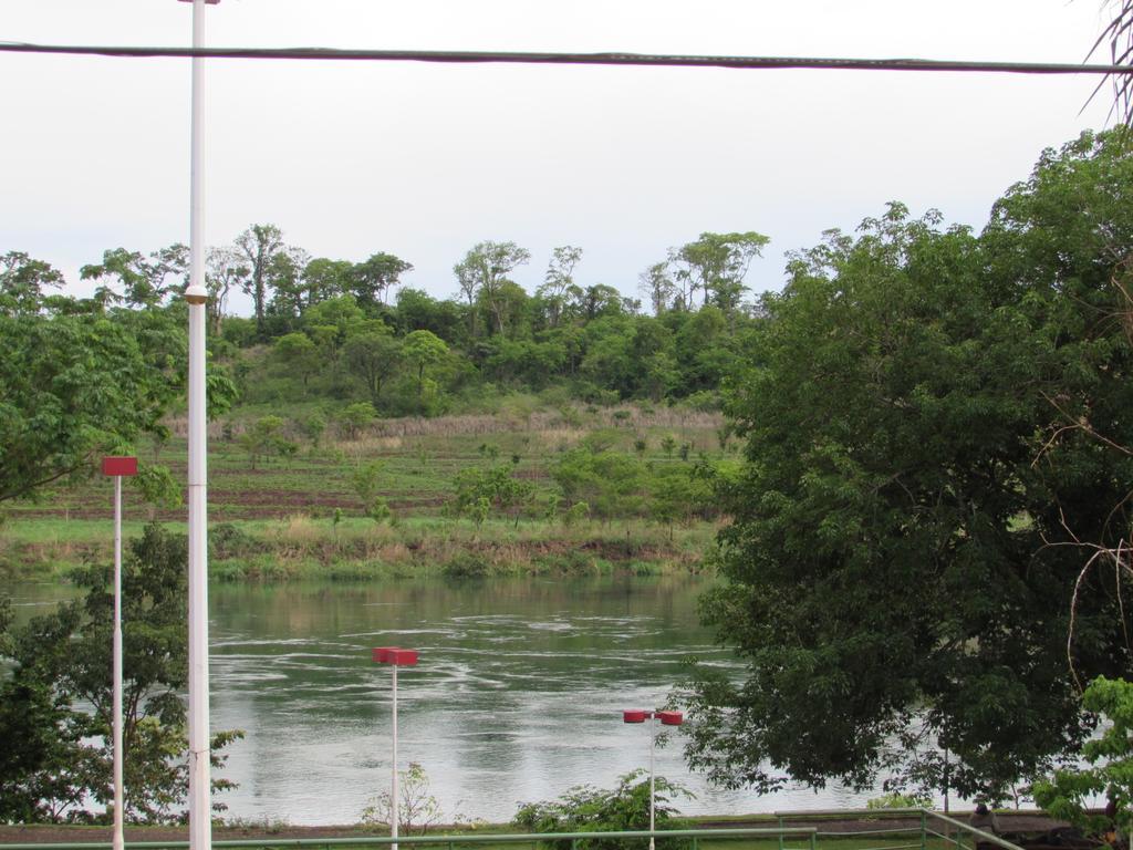 Pousada Beira Rio Itumbiara Eksteriør bilde